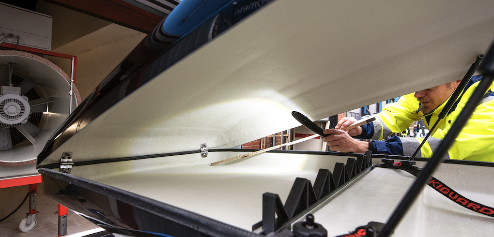 Image of roof box being tested